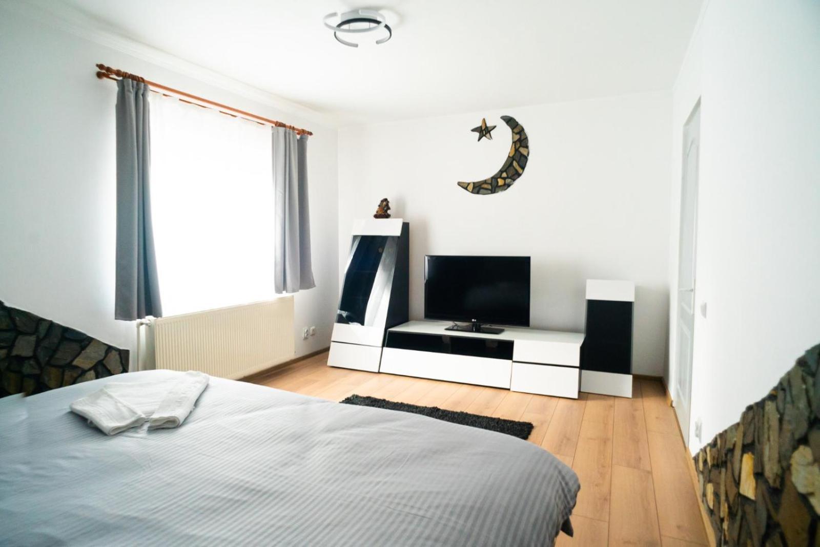 Apartament Dacul Хунедоара Экстерьер фото